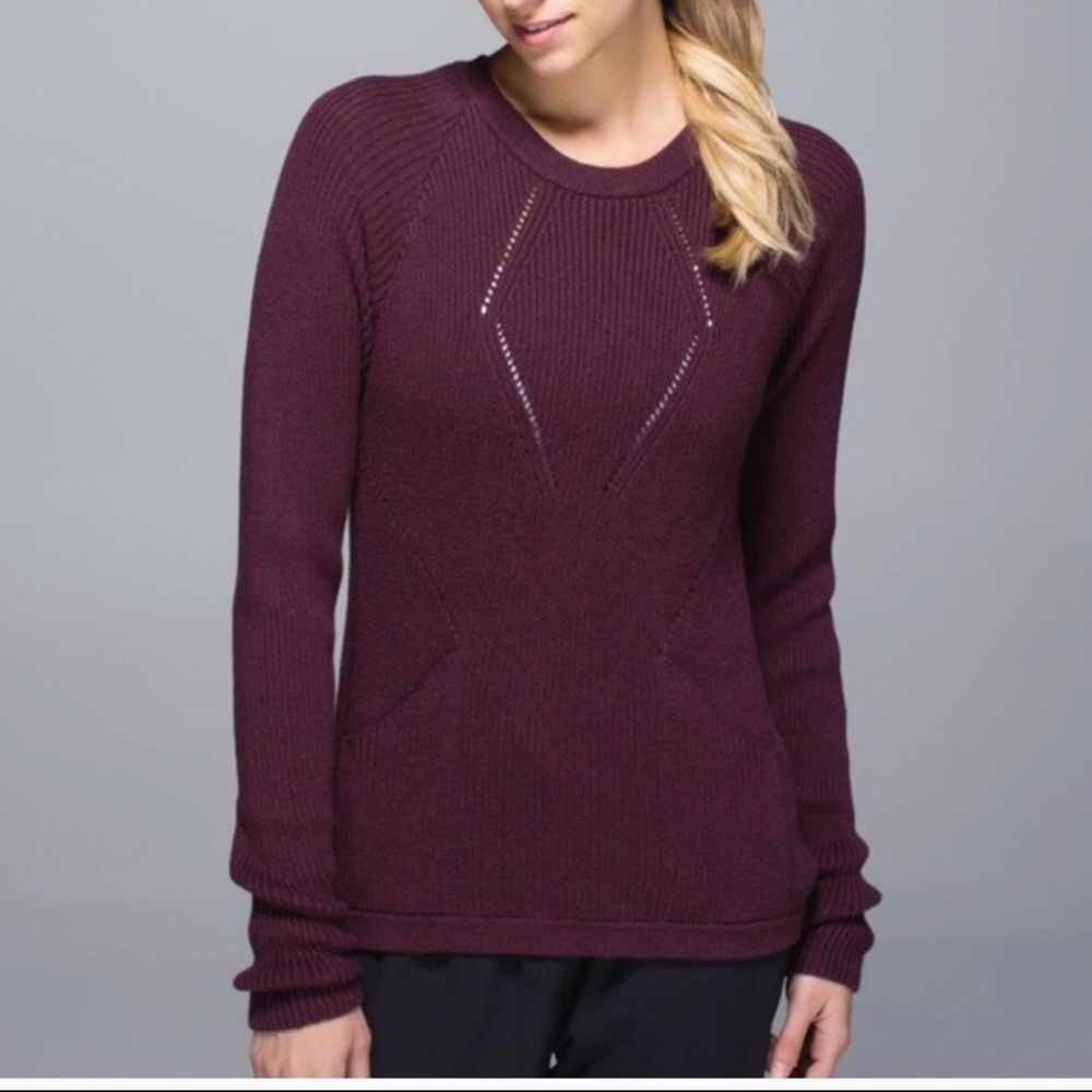 Lululemon “The sweater the Better” in Bordeaux